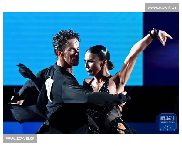 成人拉丁舞比赛精彩呈现展现激情与技巧的完美较量